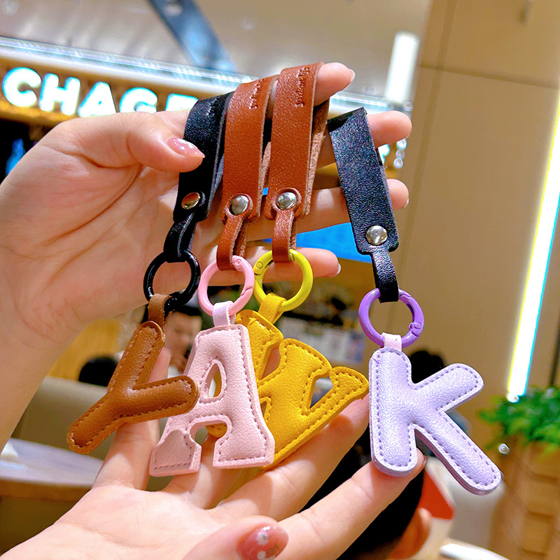 Creative PU Leather 26 Letter  - Monogram Keychain Leather 评论和价格