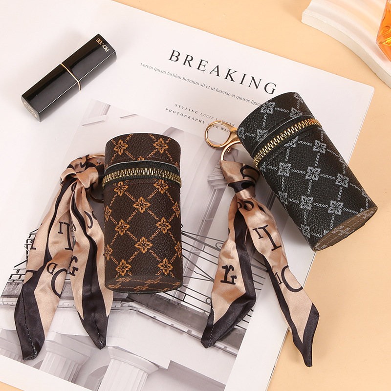 Scarf Pattern Lipstick Keychai - Monogram Keychain Leather 评论和价格